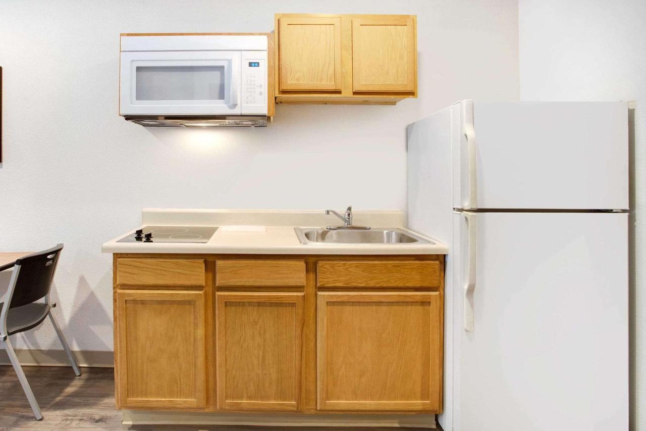 Woodspring Suites Charlotte Shelby Bagian luar foto