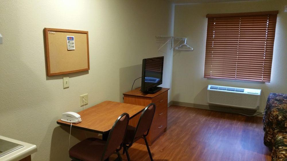 Woodspring Suites Charlotte Shelby Bagian luar foto
