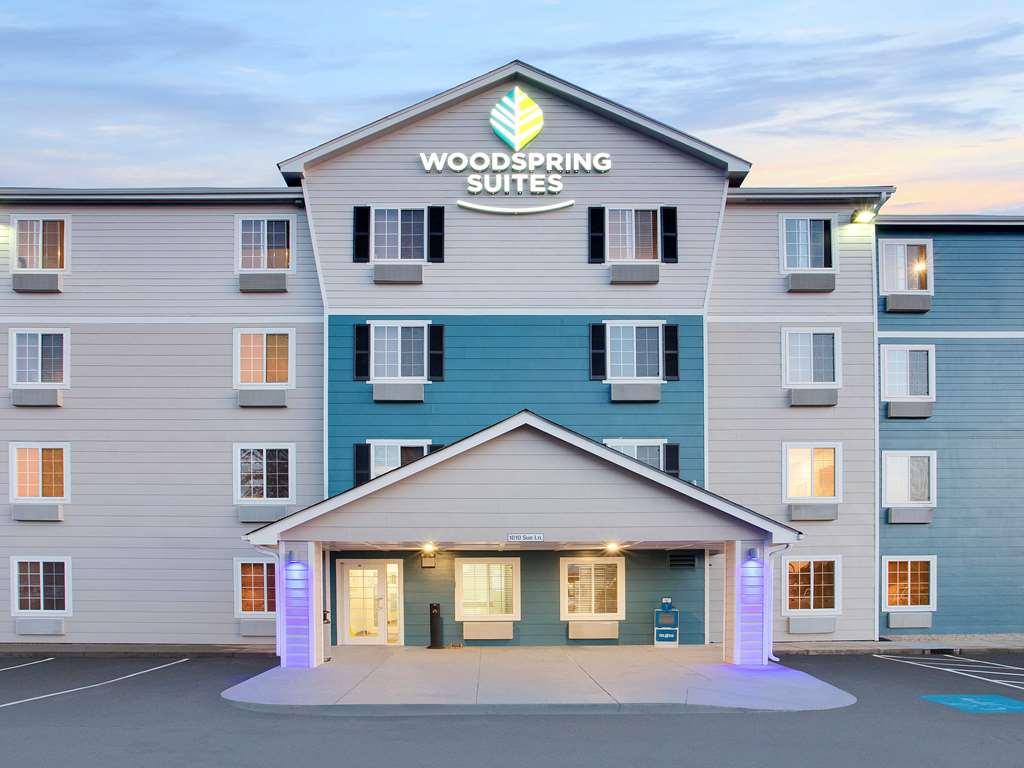Woodspring Suites Charlotte Shelby Bagian luar foto